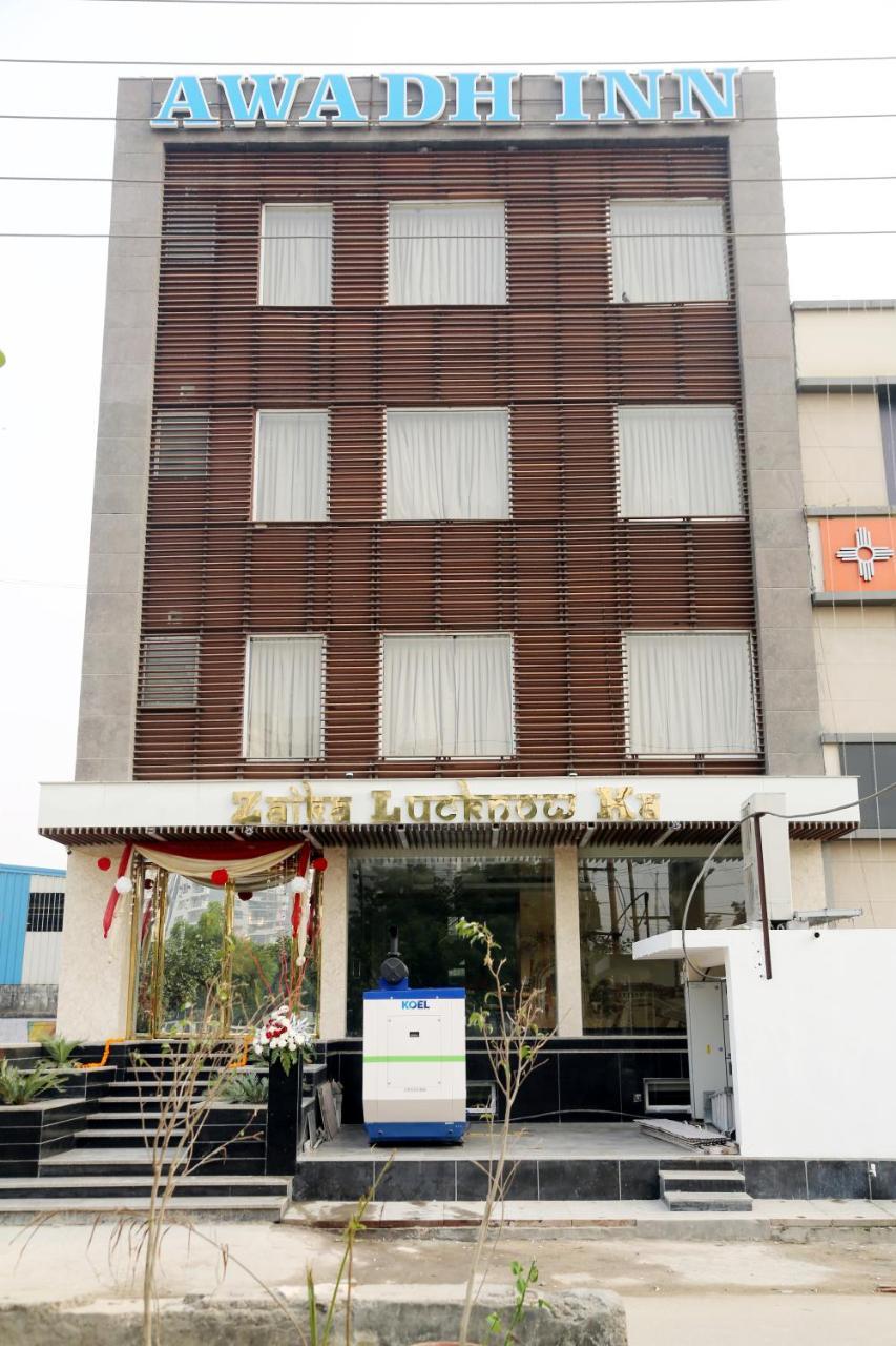 Awadh Inn Нойда Экстерьер фото